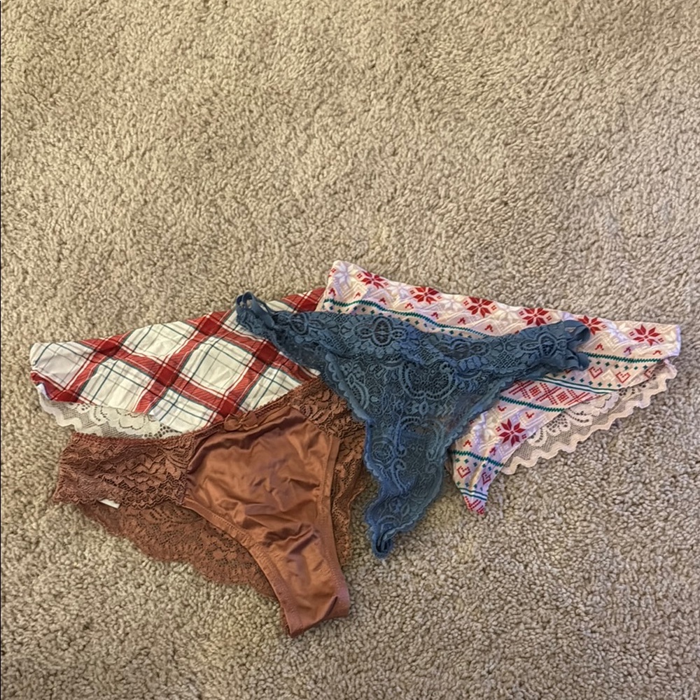 Women Colorful Patterned Underwear Set
